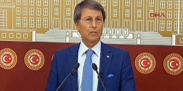 Halaçoğlu'ndan Deniz Baykal'a cevap