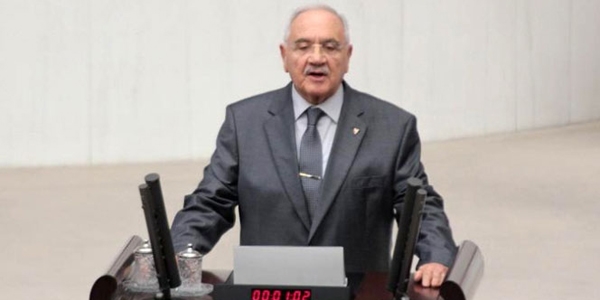 Milli Savunma Bakanı Vecdi Gönül yemin etti
