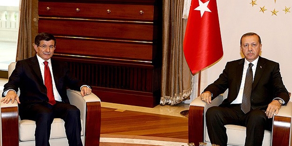 Erdoğan, Davutoğlu'na görevi verdi
