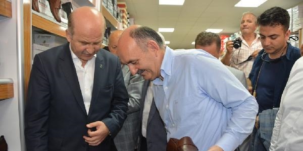 M�ezzino�lu: H�k�met bayramdan �nce kurulmaz