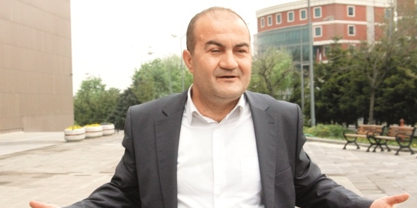 Araç plakasını söküp kaçan hakim