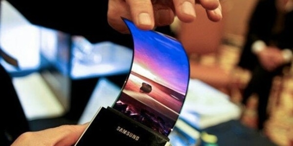 Samsung 11K ekran gelitiriliyor
