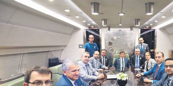 Davutoğlu: Ortağının ellerini sağlam tutacaksın