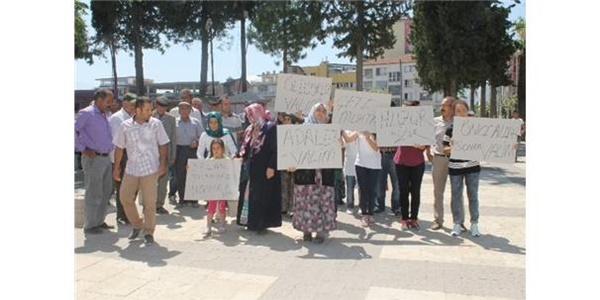 Muhtarın mahalleliye baskı kurduğu iddiası