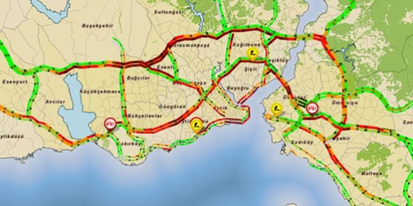 İstanbul trafiği de kilitlenme noktasına geldi