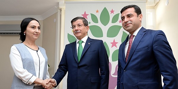 AK Parti heyetinin en uzun ziyareti HDP'ye oldu