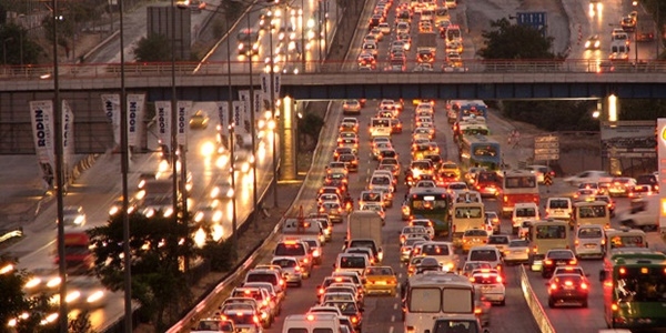 �stanbullular�n trafik �ilesi bayramdan �nce ba�lad�