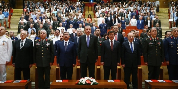 Erdoğan, Harp Akademileri Komutanlığı mezuniyet törenine katıldı