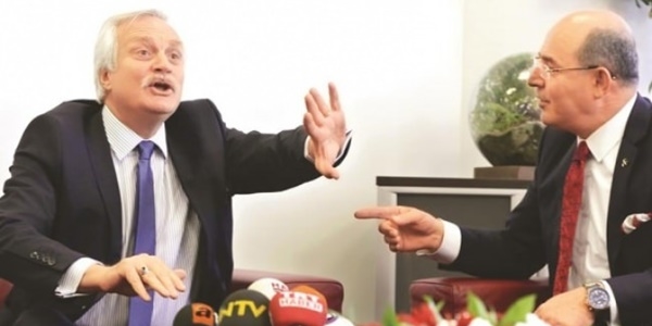 CHP ile MHP'nin bayramlaşmasında 'koltuk değneği' kavgası