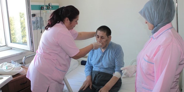 20 ba�hekim eskitti 47 y�ld�r ayn� hastanede