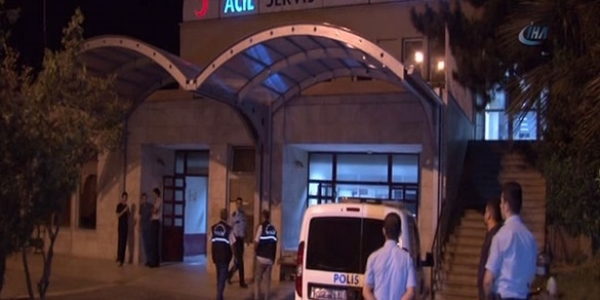 Acil servis önünde silahlı kavga