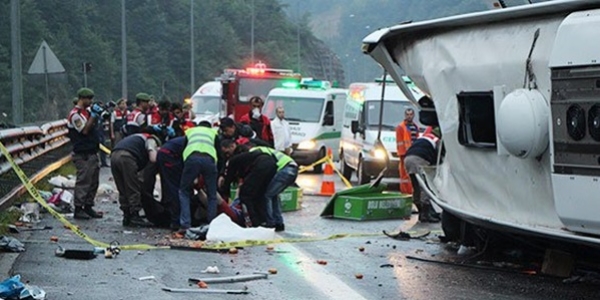 Bayramda trafik kazalar bilanosu ar oldu