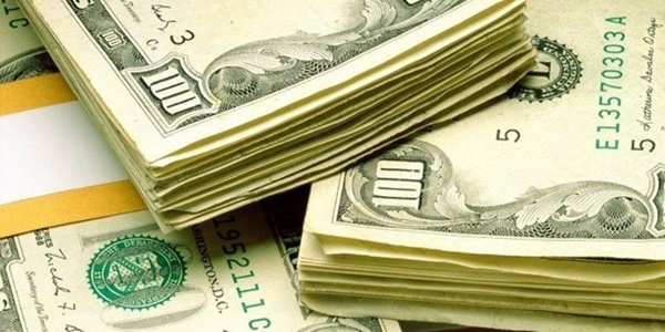 Dolar, 2,68'i g�rd�