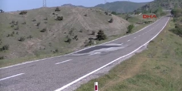 Yola döşenmiş 100 kiloluk bomba bulundu!