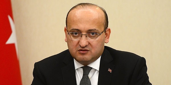 Akdo�an: Kimli�e bakmadan ayn� tepki g�sterilmeli