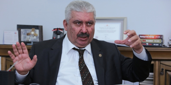 Yalçın: CHP, hem kel hem fodul