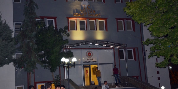 Diyarbakır'da PKK'ya katılmak isteyen 4 kişi tutuklandı