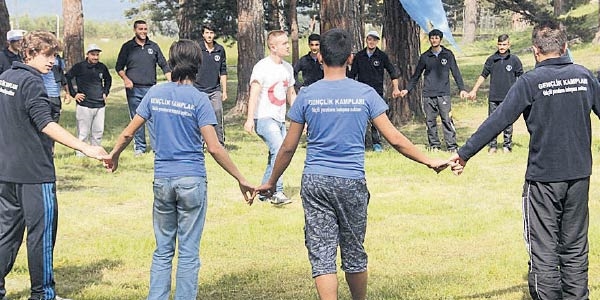25 bin gence barış ve kardeşlik kampı