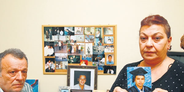 Ölen askerin ailesi: 41 deliğin akıbetini öğrenmek istiyoruz