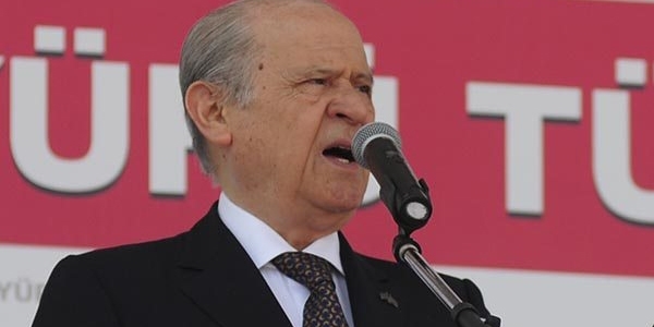 Bahçeli: Suruç'ta ölen 32 kişiye yas tutanlar...