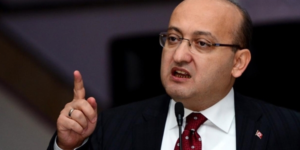 Akdoğan: Eline silah alan karşısında devleti bulur