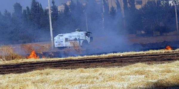 Sivas'ta yangına TOMA'yla müdahale edildi