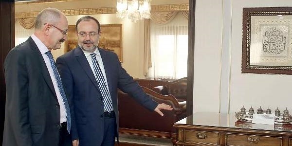 Görmez'den Batılılara: DEAŞ'ın uygulamalarını siz yapıyorsunuz