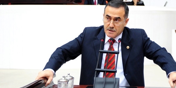İstifa eden CHP'li vekilden sert ifadeler