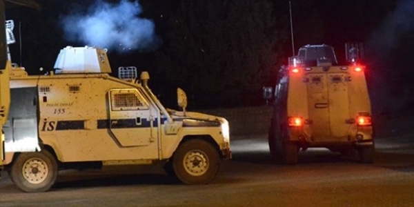 Nöbet kulübesine silahlı saldırı: 1 polis yaralı