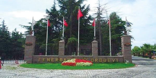 Orduevi yakınında bomba paniği
