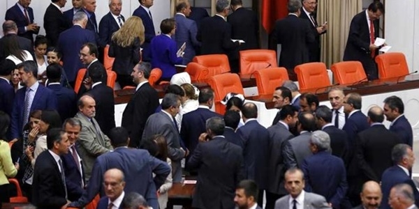 Dokunulmazlıklar nasıl kalkar?