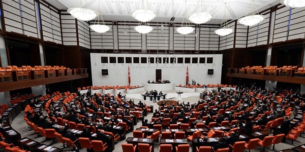 TBMM bugün olağanüstü toplanıyor