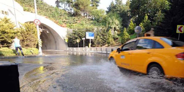 Dolmabahçe Tüneli girişinde tehlike çanları