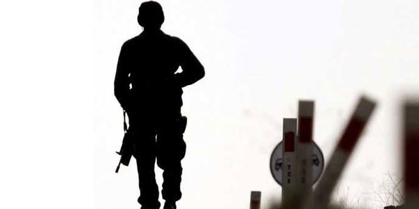 Çatak'ta saldırı: 2 PKK'lı ölü ele geçirildi