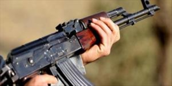 Kolordu komutanlığına saldırı: 1 asker yaralı