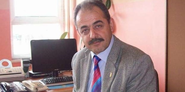 Arazi yüzünden babası, emekli öğretmen olan oğlunu öldürdü