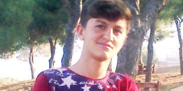 Traktörün altında kalan genç hayatını kaybetti