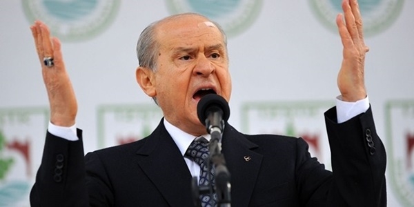 MHP 3 bin kişilik 'şerefsiz' listesi tutmuş!