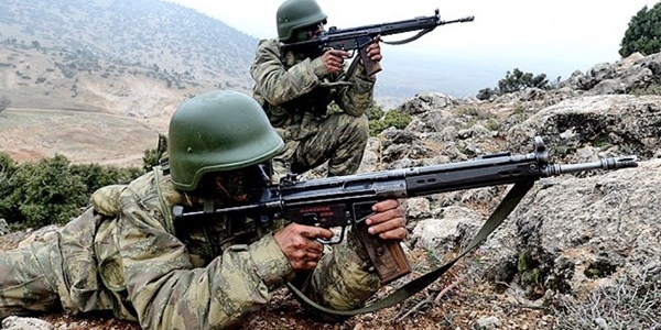 Muhtarlar gönüllü askerlik için TSK'ya başvurdu
