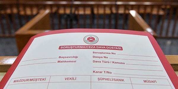 'Gizli evrakları 'lazım olabilir' diyerek getirdi'
