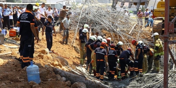 Enkaz altından cesedi çıkarılan işçi sayısı 3'e yükseldi