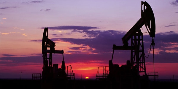 Petrol fiyatları 50 doların altına geriledi