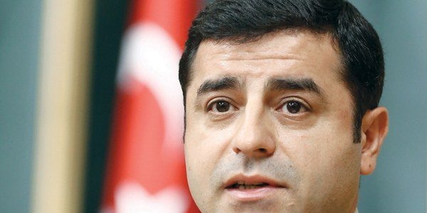 Demirtaş, PKK yöneticileriyle görüşmeye gitti