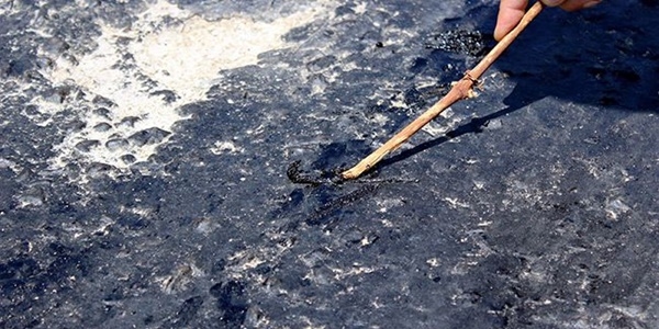 Mersin'de scak hava asfalt eritti