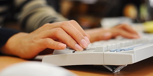 Öğrenciler 'e-kayıt'ı tercih etti