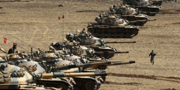 Suriye sınırına tanklar konuşlandırıldı