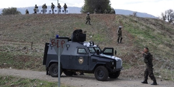 Tunceli-Erzincan yolunda 500 kiloluk bomba
