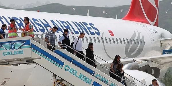 Ter�r vatanda�� hava yoluna y�neltti