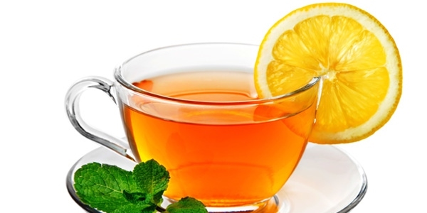 Kahve, çay ve kolalı içecekler aşırı terlemeyi tetikliyor