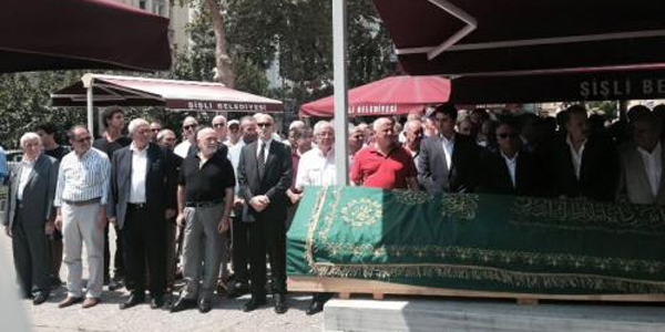 Şehit polis memleketi Artvin'de son yolculuğuna uğurlandı